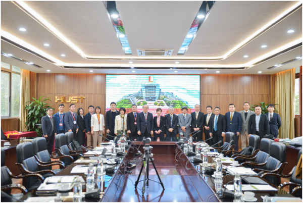 University of Kyoto Japan Visits and Collaborates with Hanoi University of Science and Technology