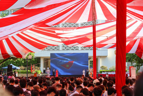 Lễ Khai giảng năm học mới 2025-2026 tại Đại học Bách khoa Hà Nội: Dấu ấn 80 năm ngành Giáo dục và kỳ vọng đổi mới