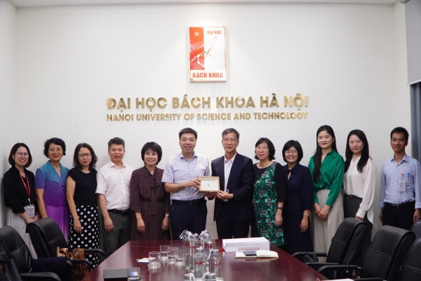 Tăng cường hợp tác giáo dục – nền tảng cho phát triển bền vững quan hệ Việt – Trung