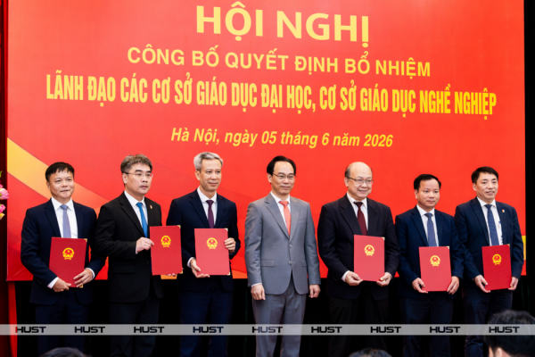 Bộ GD&ĐT công bố quyết định bổ nhiệm lãnh đạo Đại học Bách khoa Hà Nội
