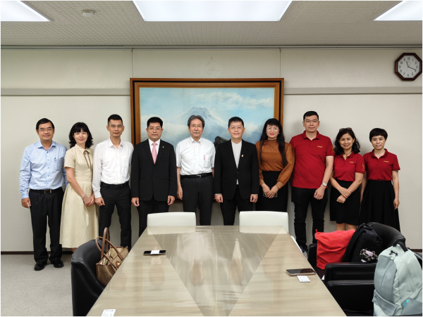Tăng cường hợp tác đào tạo và nghiên cứu với Đại học Công nghệ Nagaoka