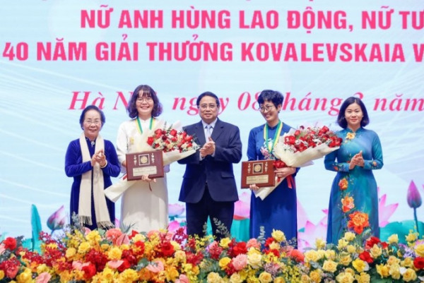 Giảng viên Bách khoa đạt giải Kovalevskaia 2024: “Ở Bách khoa, tôi được là chính mình!”