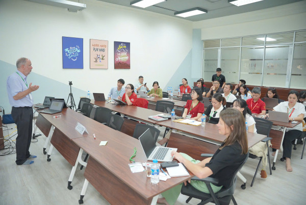 SÁNG TẠO VÀ CHUYỂN GIAO CÔNG NGHỆ GIỮA DOANH NGHIỆP VÀ NHÀ KHOA HỌC TRONG DỰ ÁN QUỐC TẾ