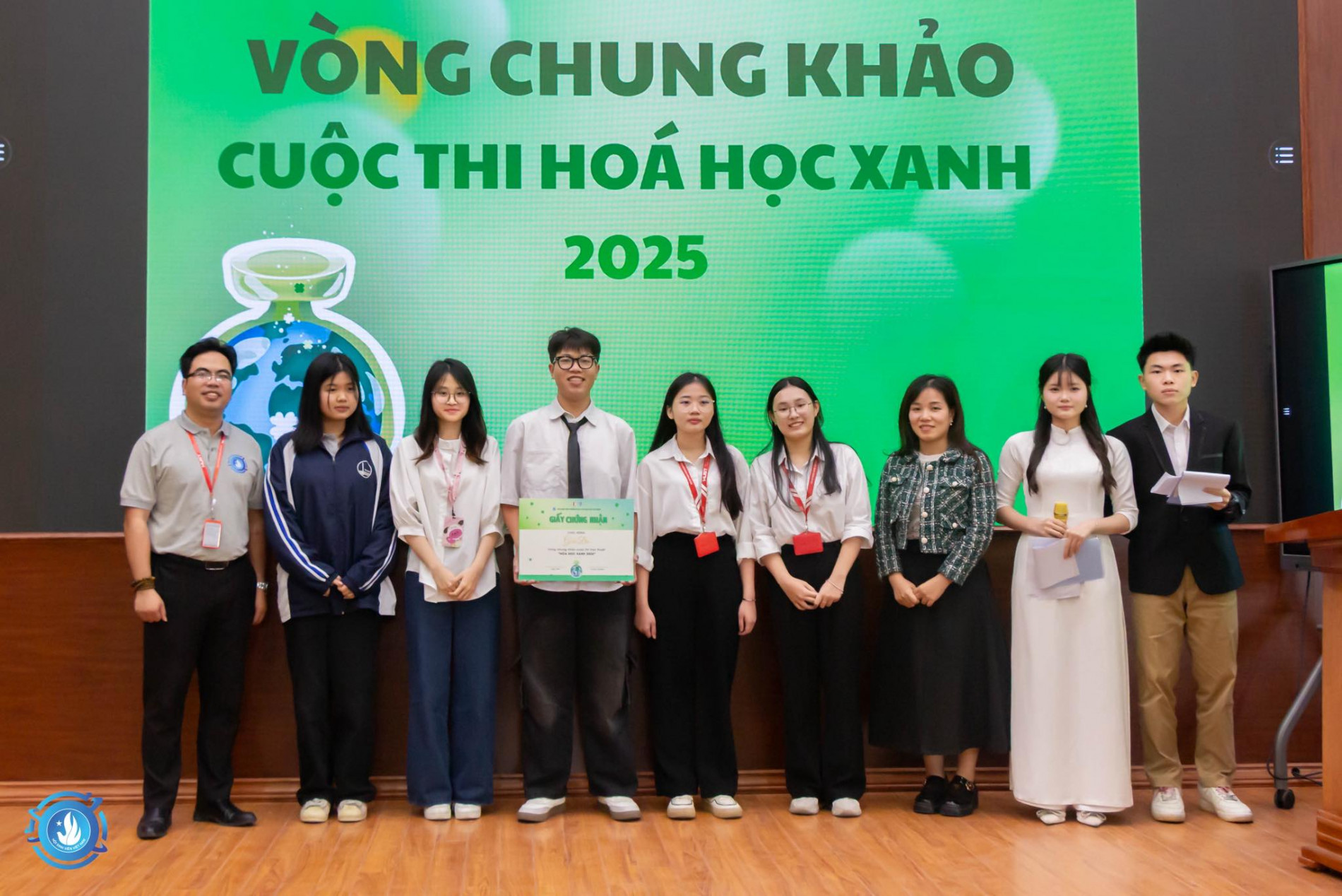 Đội thi đạt giải ba