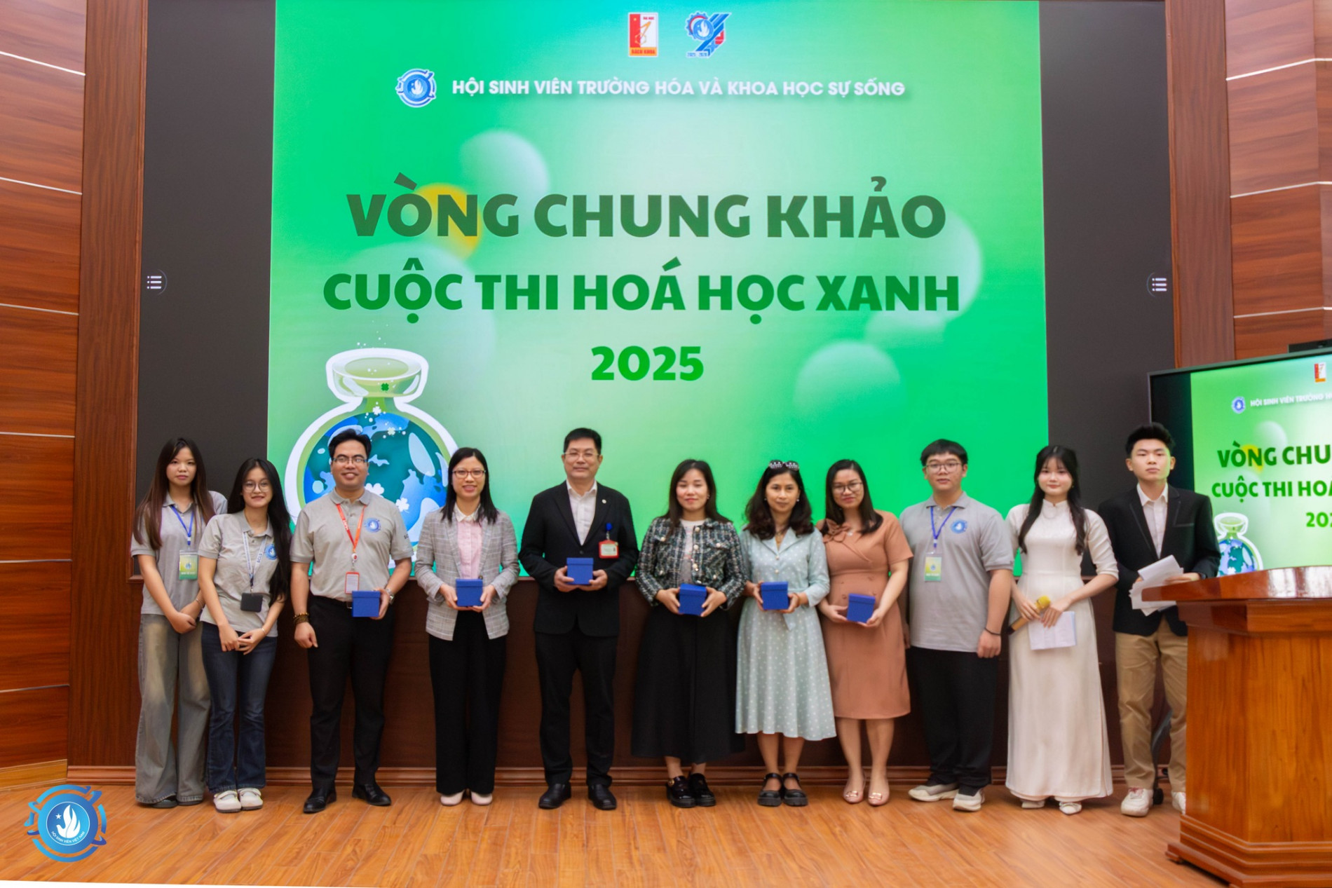 BGK vòng Chung khảo cuộc thi Hóa học xanh 2025